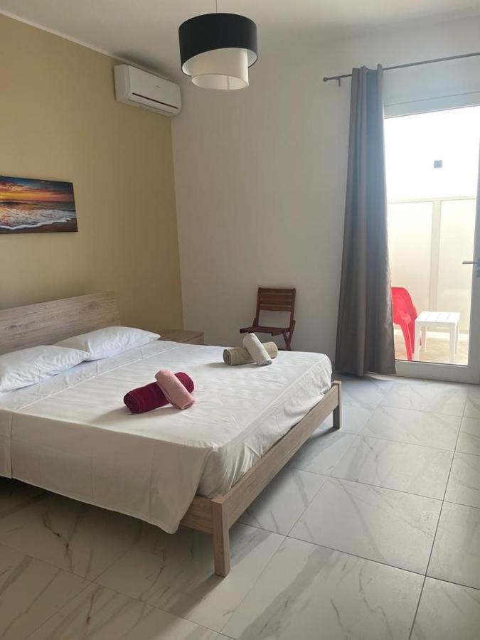 Camere Lorenzo Porto Cesareo Exterior photo