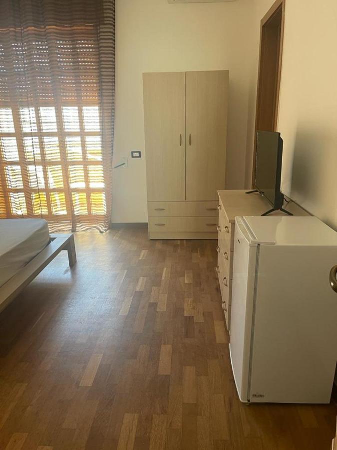 Camere Lorenzo Porto Cesareo Exterior photo